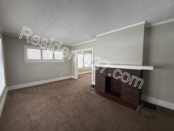 2nd image of 2126 Revere Ave