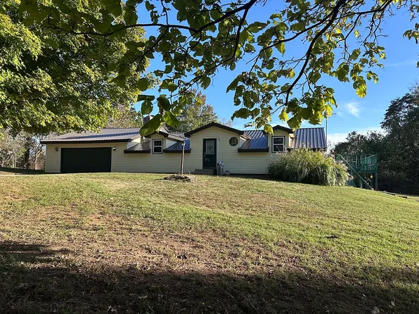 10154 N Conifer Ln, Walnut Grove, MO 65770