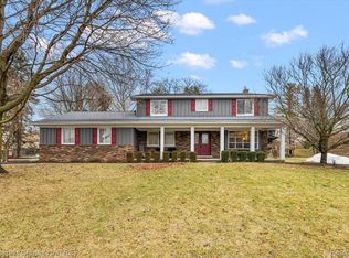 329 Sussex Fair, Rochester Hills, MI 48309