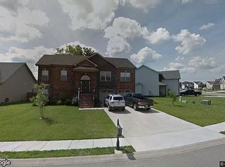 2865 Brewster Dr, Clarksville, TN 37042