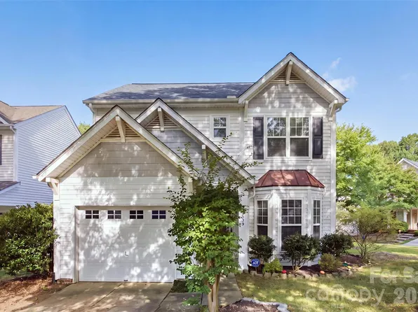 9639 Corbett Square Ln, Charlotte, NC 28214
