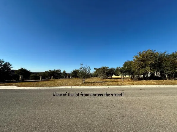 1018 Comanche Hls, Kerrville, TX 78028