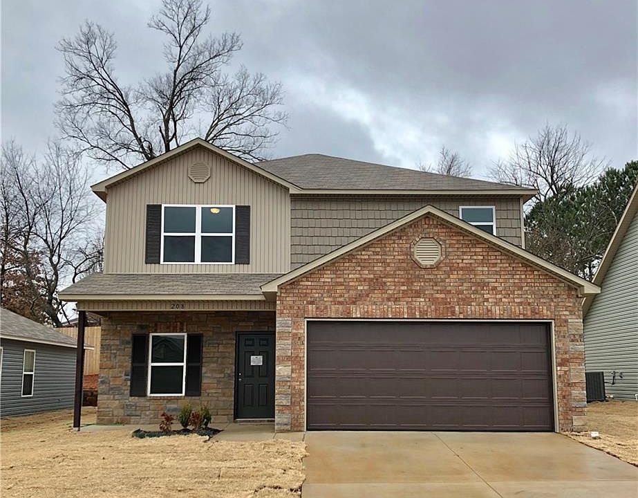 1st image of 208 E Kara Ln