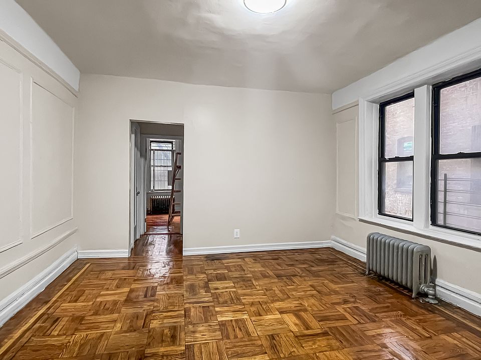 1st image of 2755 Reservoir Ave #2L