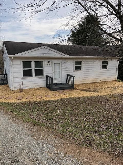 1st image of 3748 Whispering Ln
