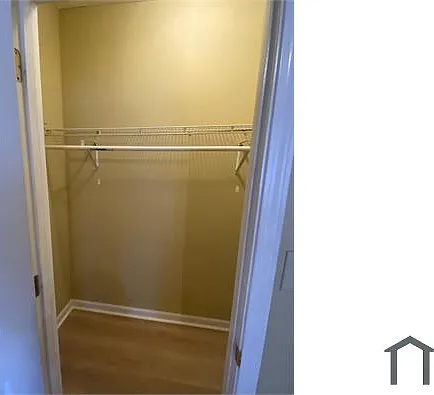 1044 White Oak Ave SW #A — Photo 17