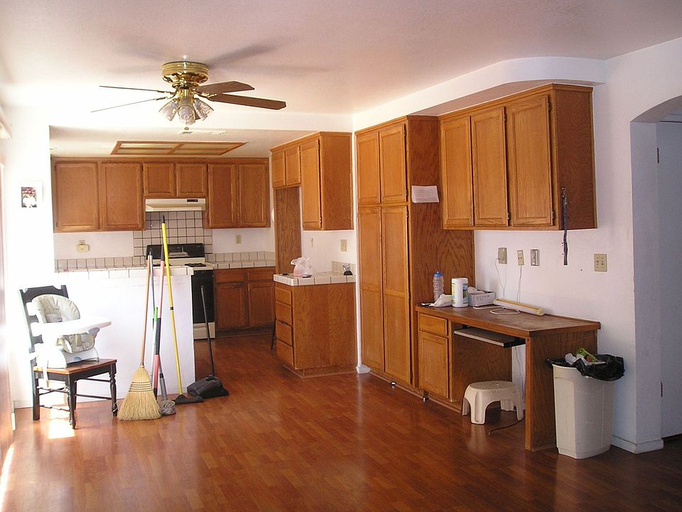 2nd image of 1485 Gateway Dr