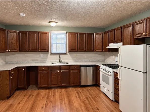 1 Friend St Floor 1, Taunton, MA 02780