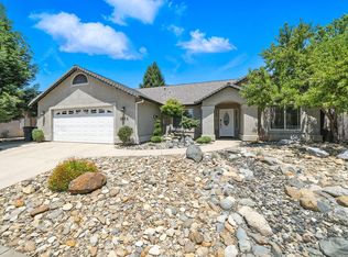 2072 Button Pl, Redding, CA 96002