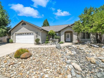 2072 Button Pl, Redding, CA, 96002