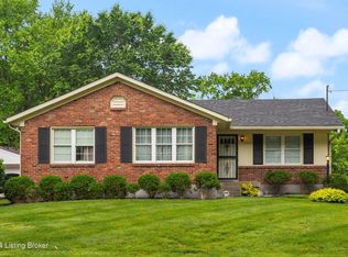 7906 Brookridge Ln, Louisville, KY 40219