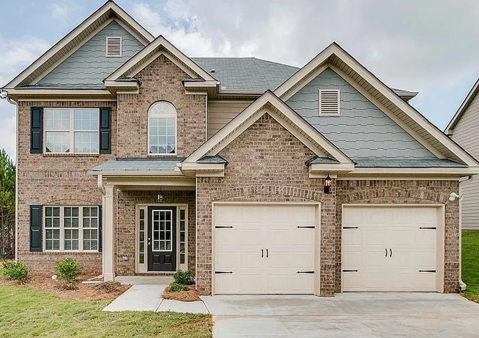 4 bed, 2410 sqft, $3,550 — Photo 1