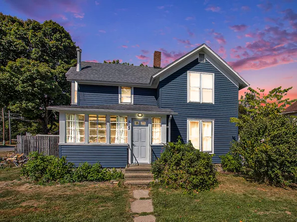 305 E Dibble St, Marcellus, MI 49067