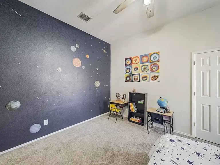 5558 Mesa Verde Ct — Photo 18
