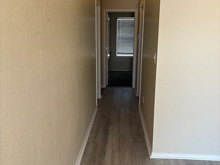 3305 Scarlet Point Dr — Photo 7