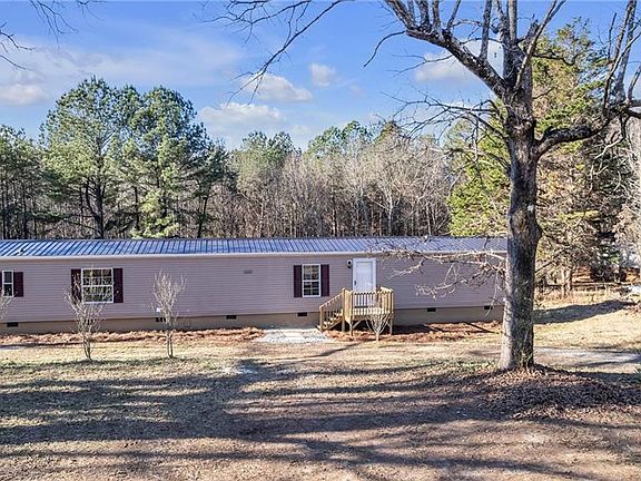 2nd image of 1918 Fowler Rd