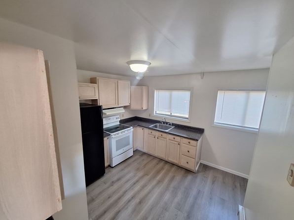 550 W Main St #550