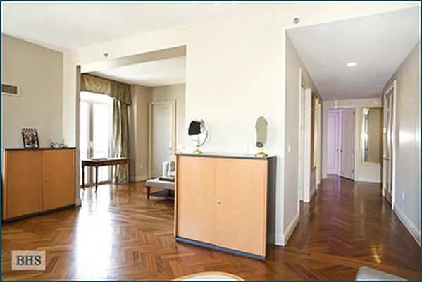 Rented by Brown Harris Stevens | media 22