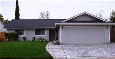 9104 Falcon Hill Ct photo 1