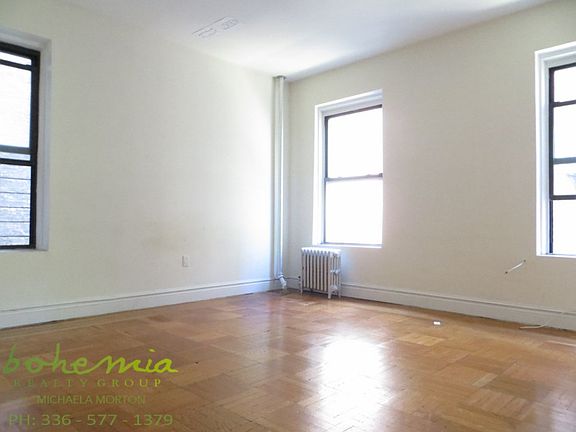 3rd image of 12 Pinehurst Ave APT 2J