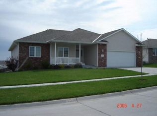 5532 N 19th St, Lincoln, NE 68521