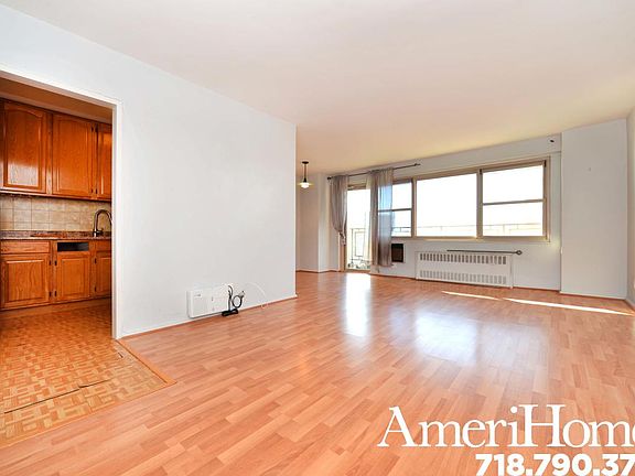 2nd image of 2915 W 5th St APT 18D
