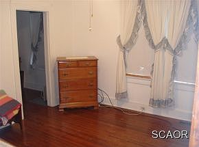 4th image of 112 Dorchester Ave
