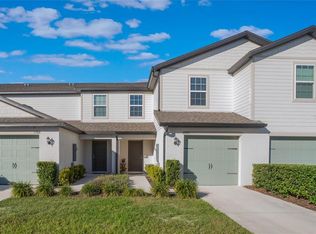 1592 Wynford Cir, Tavares, FL 32778