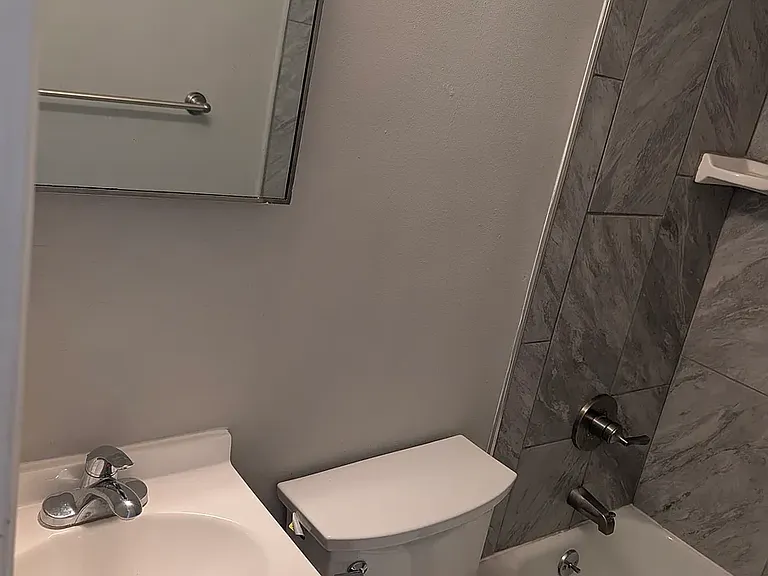43 Strauss St #1F — Photo 10