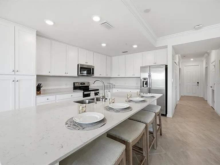 17724 Gawthrop Dr #103 — Photo 4