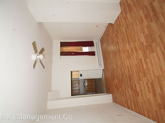 3rd image of 2439 W Jefferson St Floor 2