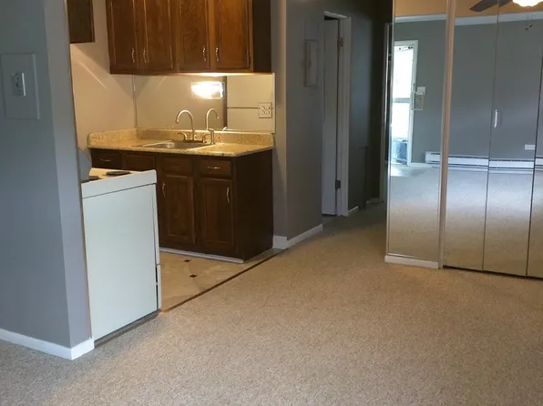 8811 Schneider Ave APT 29, Highland, IN 46322