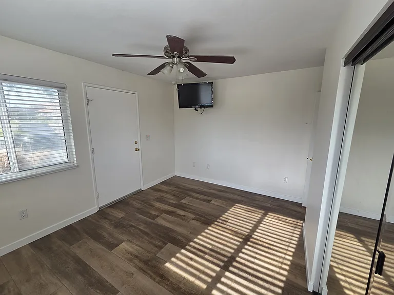 104 Westdale Ct — Photo 9