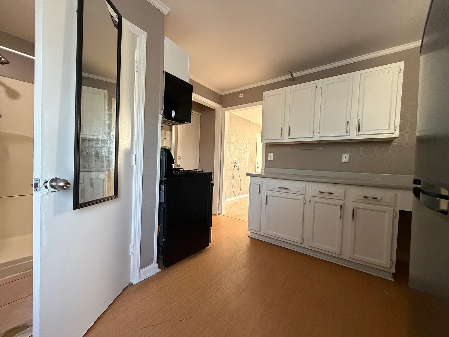 4 John St — Photo 3