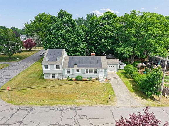 4th image of 72 Mayfield St