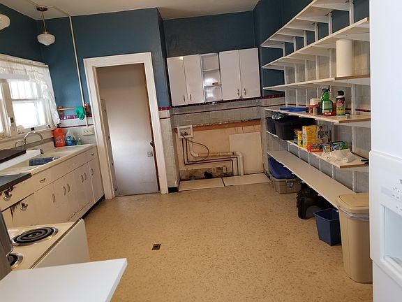 4th image of 604 Laramie Ave