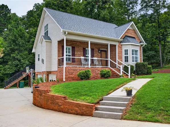 7275 Cortney Glen Ln, Lewisville, NC 27023