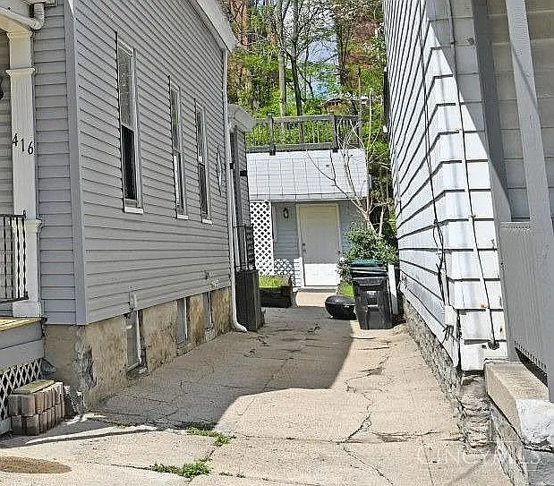 416 Ada St #B