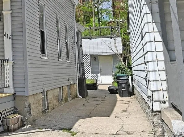 416 Ada St #B, Cincinnati, OH 45219