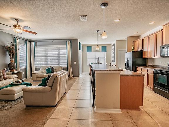5th image of 1327 Rushgrove Cir