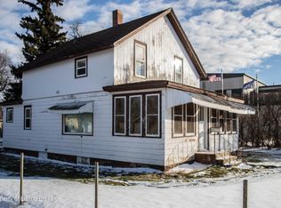 941 Main St, New England, ND 58647