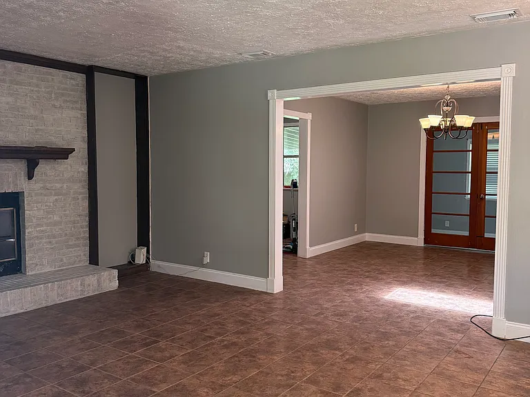 5044 Oakside Dr — Photo 12