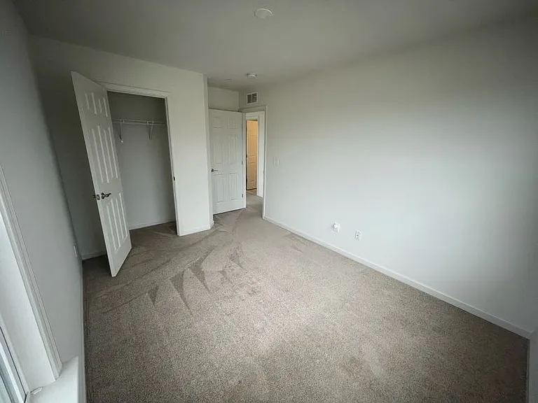351 Ashby Commons Dr — Photo 25