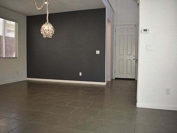 2nd image of 1369 Larkspur Dr