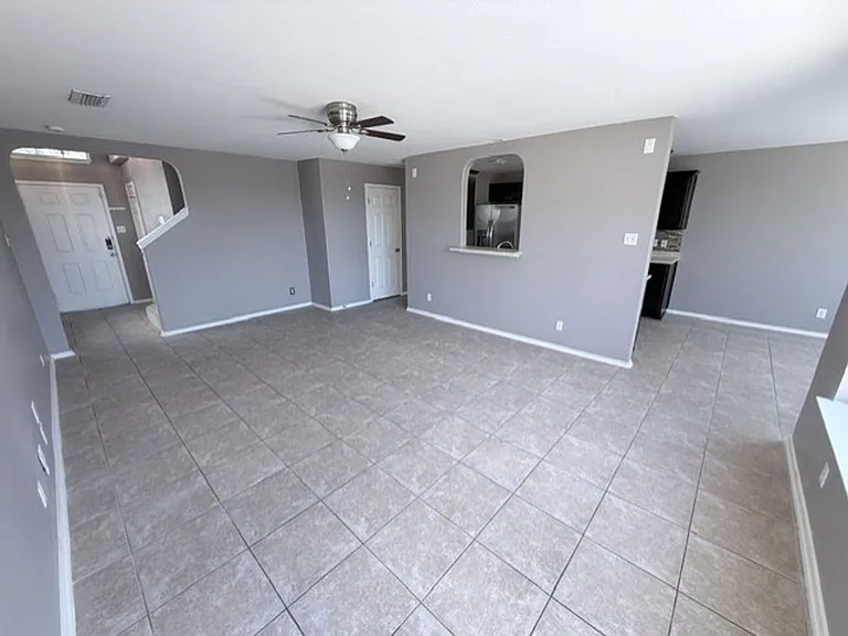17525 Rock Port Rd — Photo 6