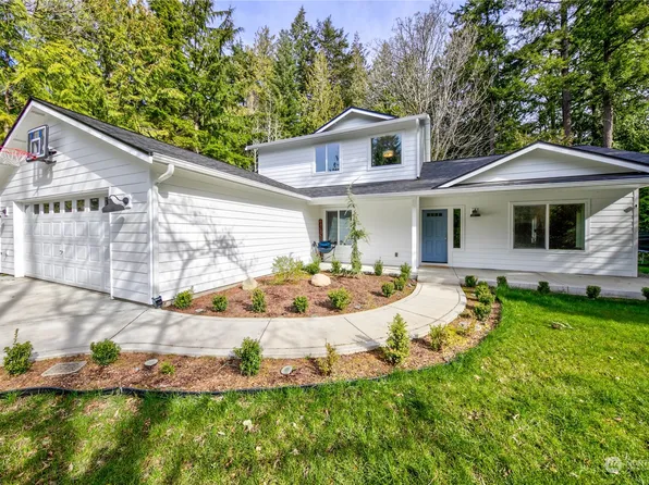 110 Helm Lane, Port Ludlow, WA 98365