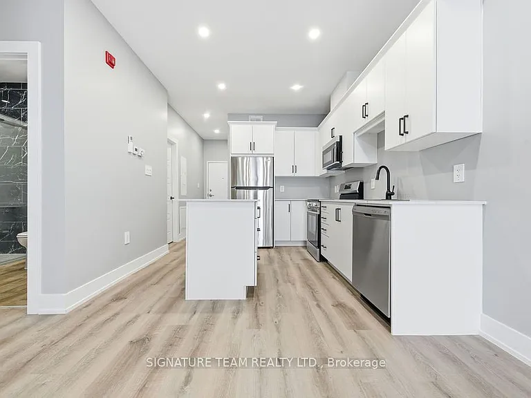 78B Queen St #308 — Photo 19