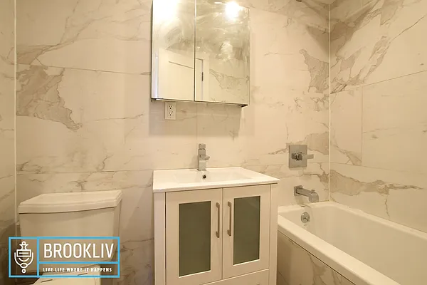 Rented by null | media 6