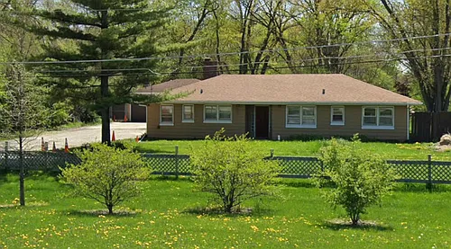 29W677 Butterfield Rd Photo 1