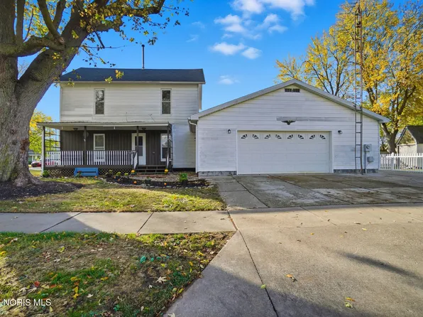 104 E Main St, Haskins, OH 43525